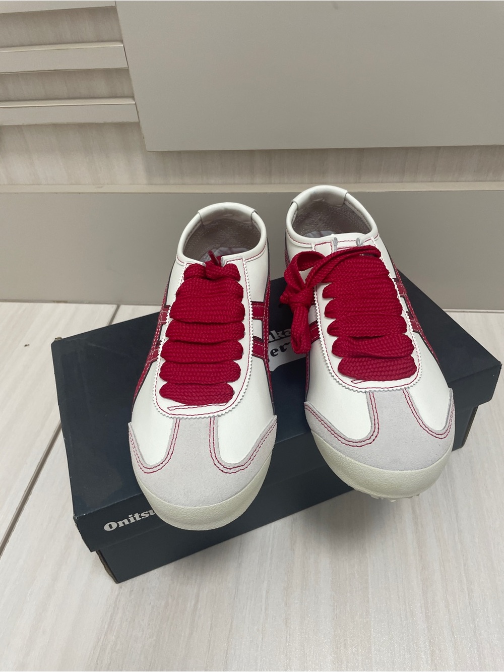 Onitsuka Tiger by Asics Sneakers - Picture 2 of 7